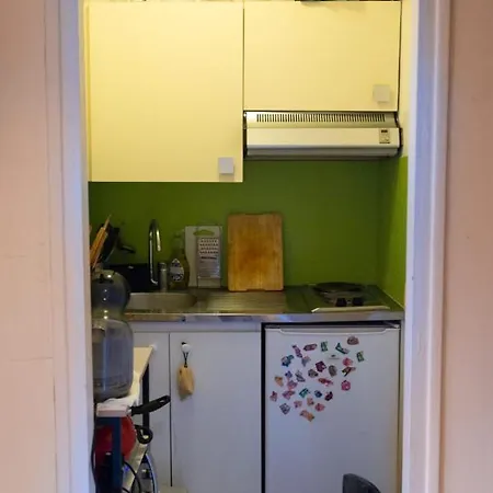 Studio In Paris Near The Train Station 아파트